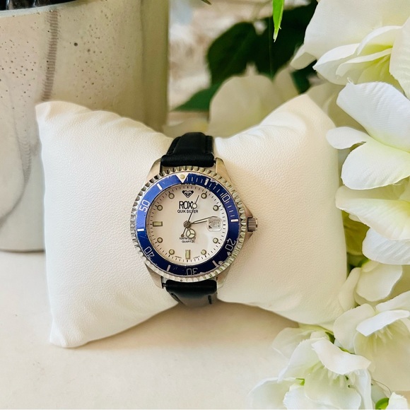 Roxy Quik Silver Watch - Picture 1 of 13